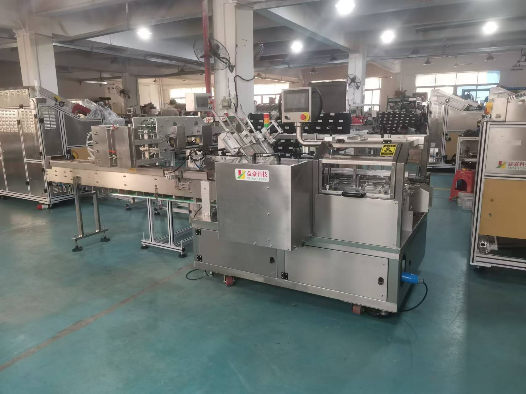 面膜灌裝機(jī)革命者：精準(zhǔn)到毫厘，效率躍云端